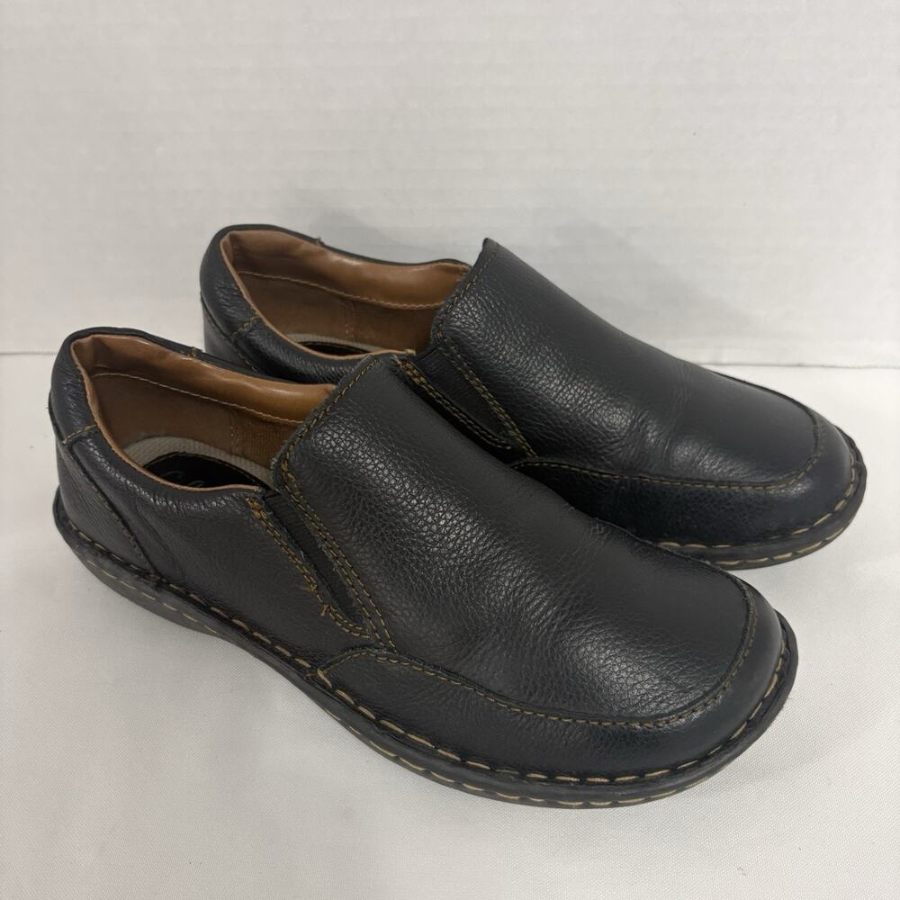 Cabelas Mens 7.5 M Black Leather Slip On Shoes Moc Toe Casual Comfort